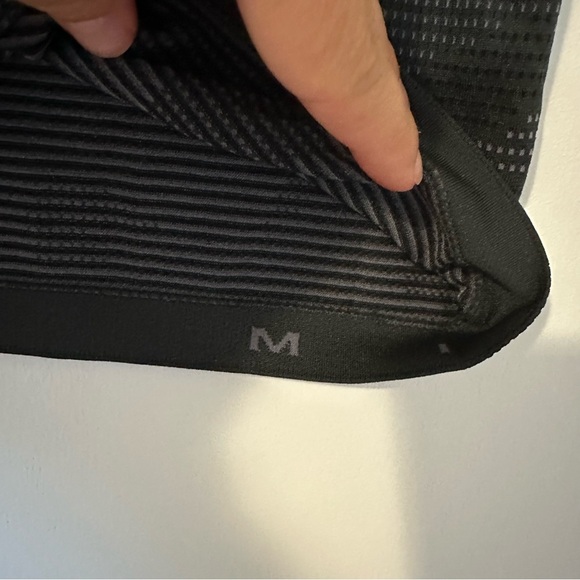 Lululemon Metal Vent Tech Short Sleeve Geo Camo Print Mens Medium - Picture 5 of 6